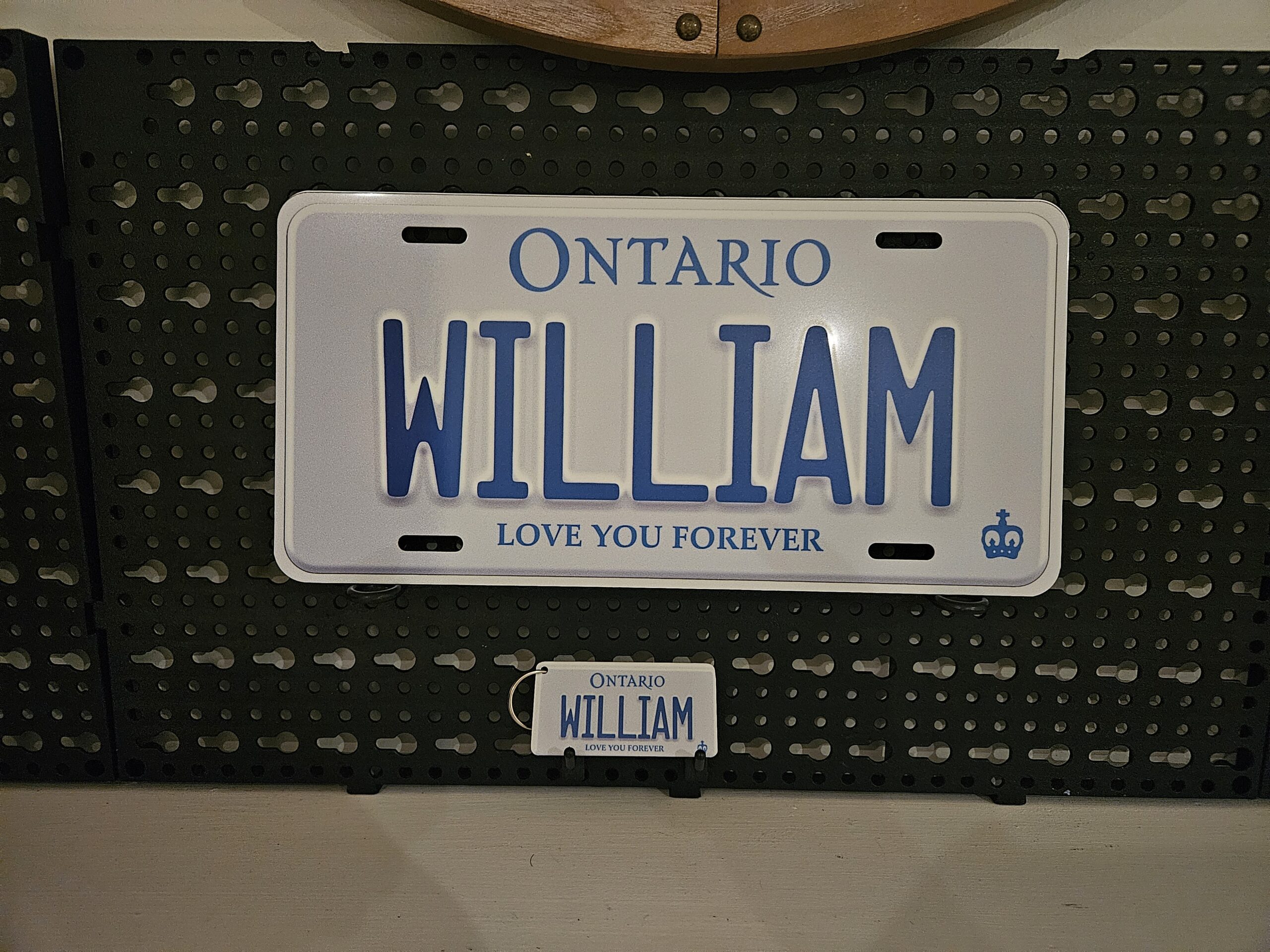 White Ontario With Crown Custom Plate - Image 9
