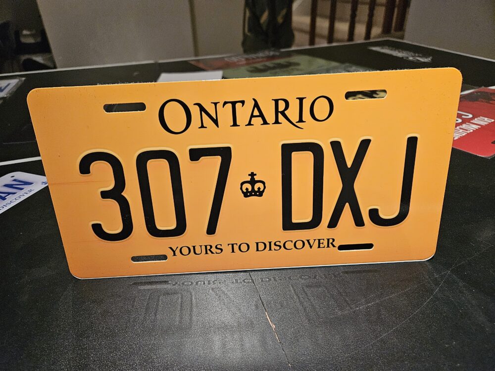 Ontario Yellow Service Plate
